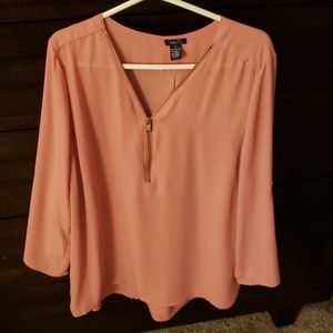 Women's Rue 21 long sleeve zipper blouse